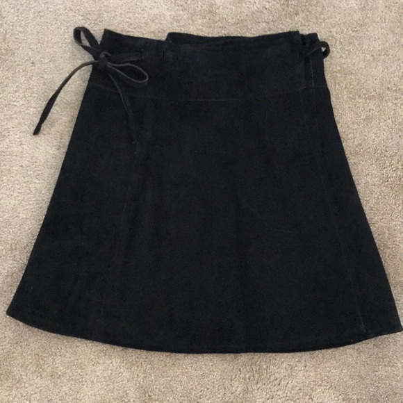 Black Suede Skirt - Picture 1 of 4